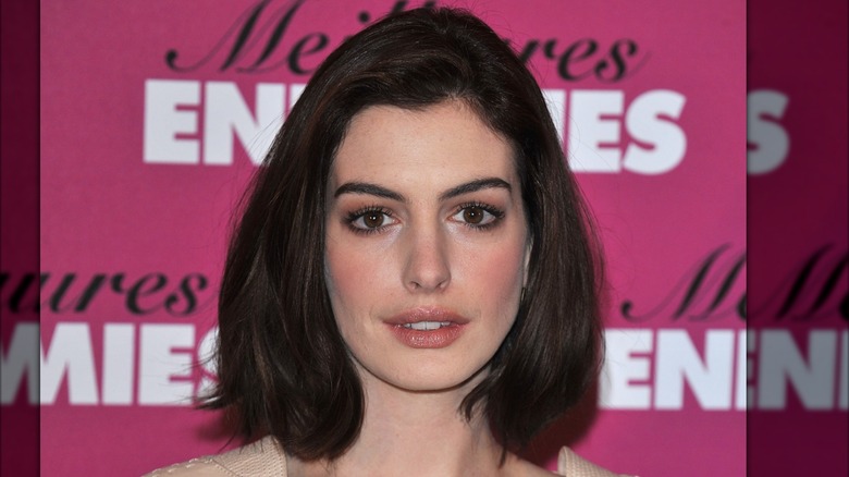 Close up of Anne Hathaway's shoulder-length bob