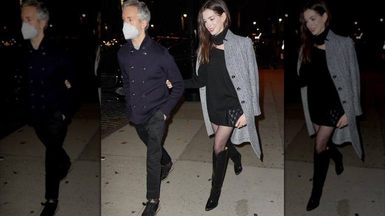 Anne Hathaway walking into Soho house