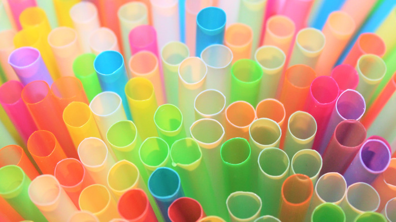 plastic straws