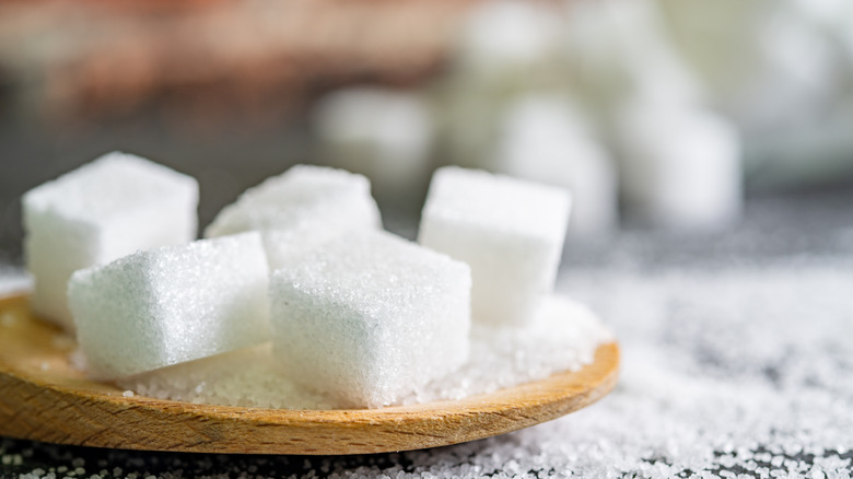 Plain sugar cubes