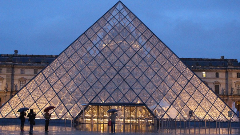 The Louvre 