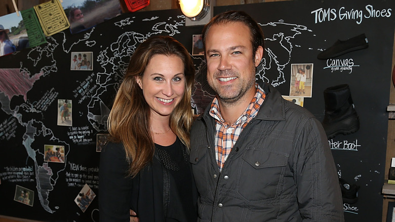 Meredith Seacrest Leach and Jimmy Leach smiling