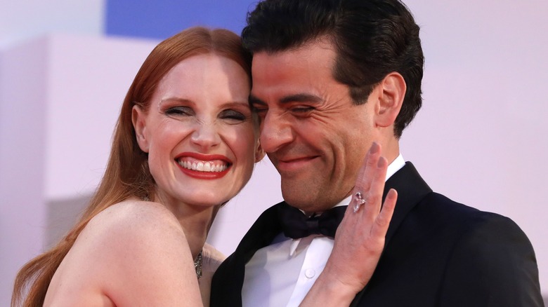 Jessica Chastain and Oscar Isaac 