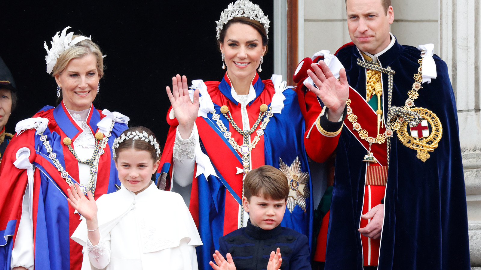 Awkward Royal Balcony Moments That Made Viewers Cringe