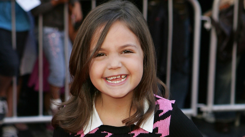 Bailee Madison attending a Hollywood premiere