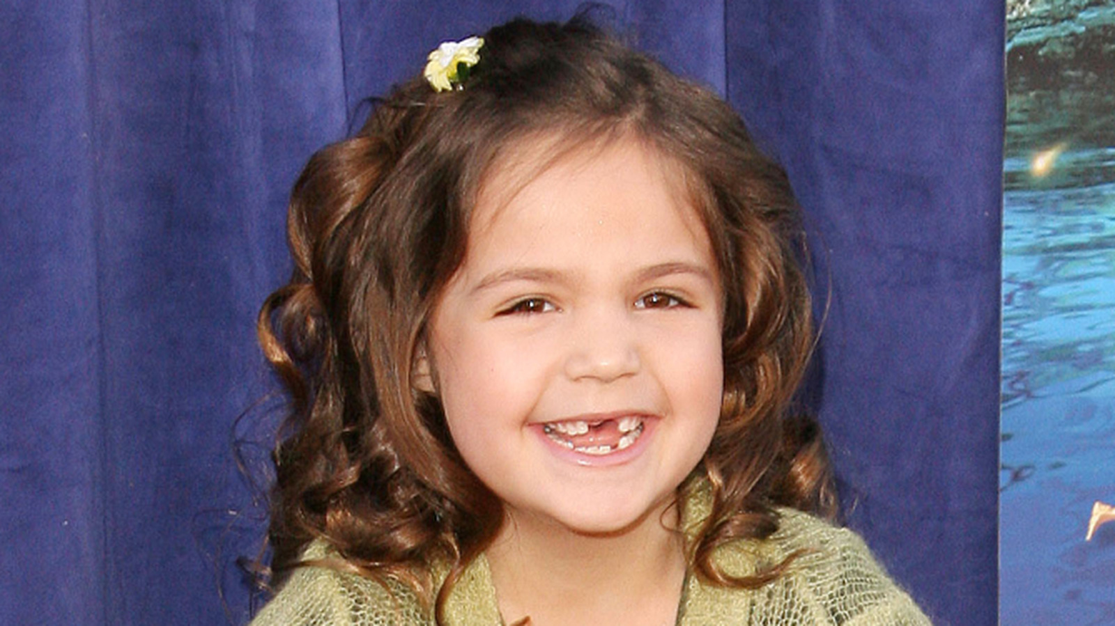 <a href="https://www.thelist.com/2054353/bailee-madison-life-changed-after-bridge-to-terabithia/" target="_blank">Bailee Madison Was Never The Same After Bridge To Terabithia</a>