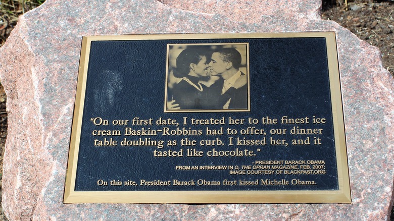 The plaque on the Obama Kissing Rock in Chicago