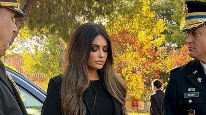 Kimberly Guilfoyle visits the Soldier Monument in Goudi, Athens (2025)