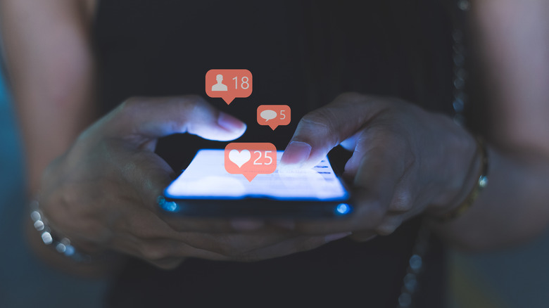 Notifications on social media