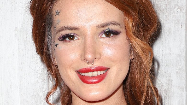 Bella Thorne smiling for photo