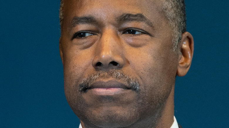 Ben Carson posing 