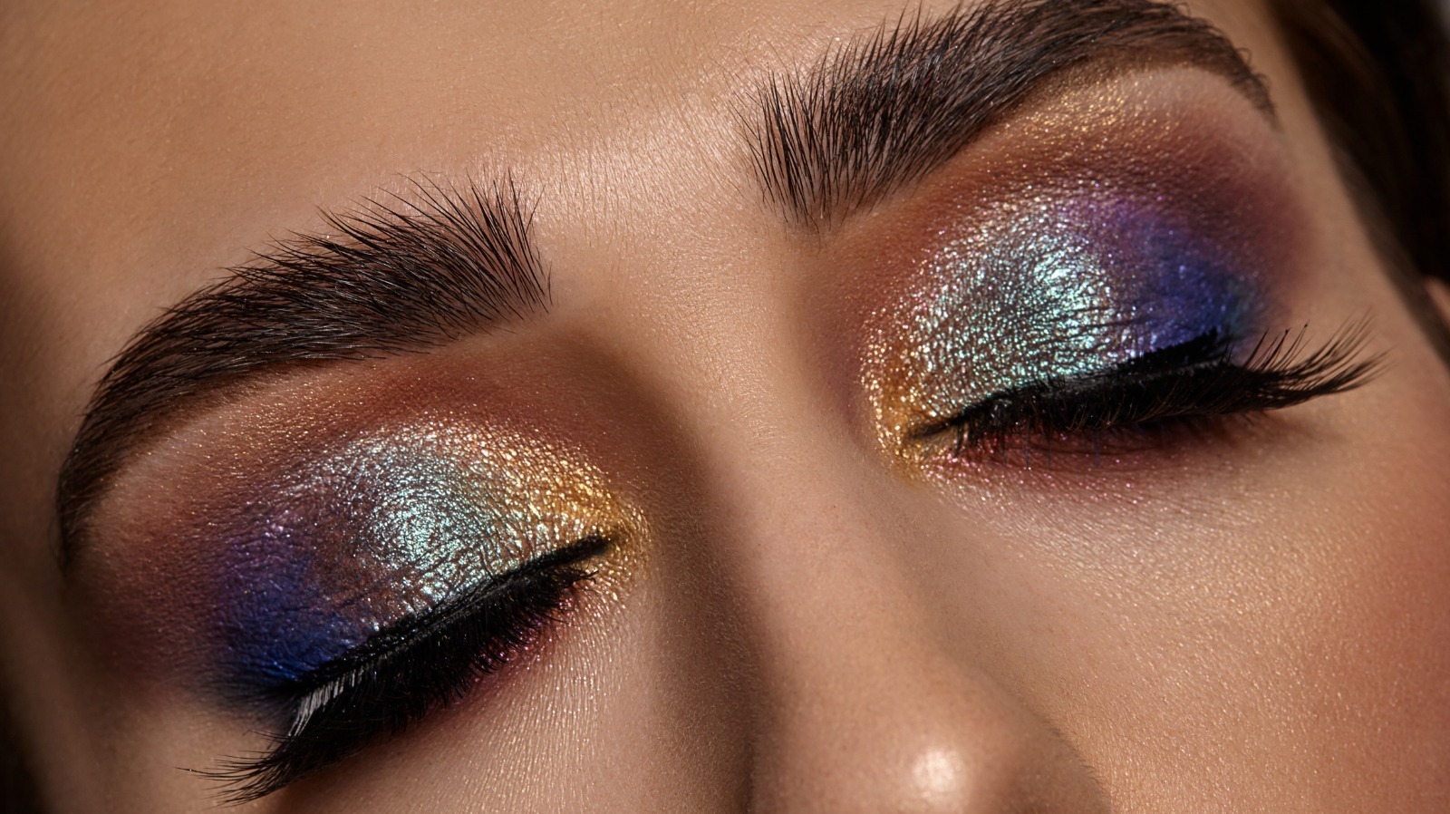 13 Best Drugstore Cream Eyeshadows For Well-Defined Eyes On A Budget!