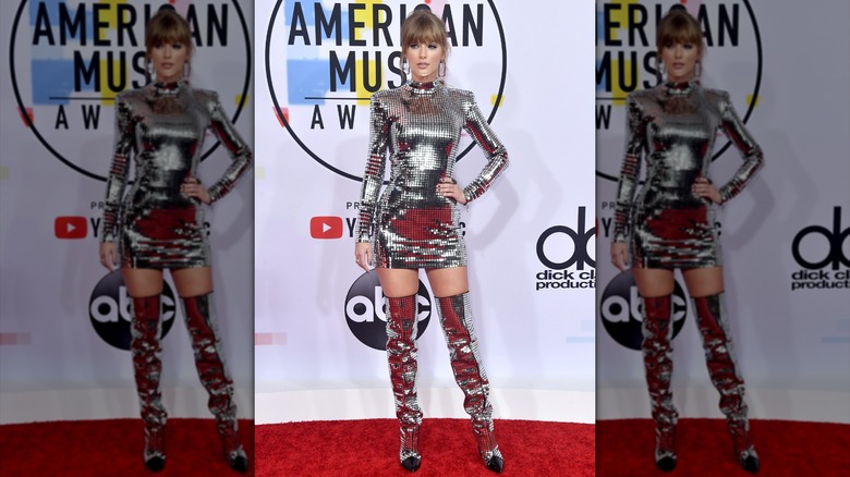 Taylor Swift wears a metallic minidress at the 2018 American Music Awards
