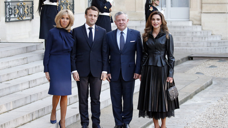 Brigitte Macron, Eammanuel Macron, King Abdullah, and Queen Rania posing for a photo