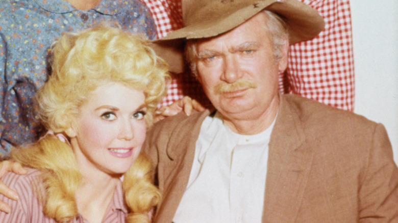 Donna Douglas and Buddy Ebsen next to each other