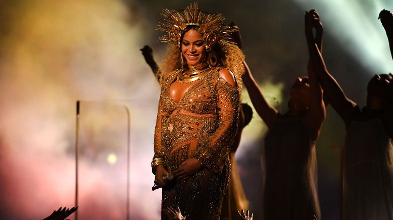Beyonces Stunning Pregnancy Style
