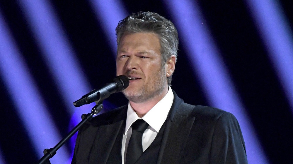 Blake Shelton singing