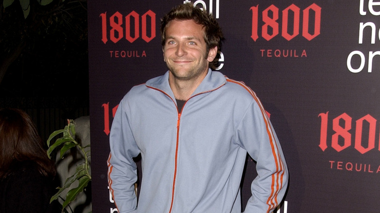 Bradley Cooper posing on the red carpet