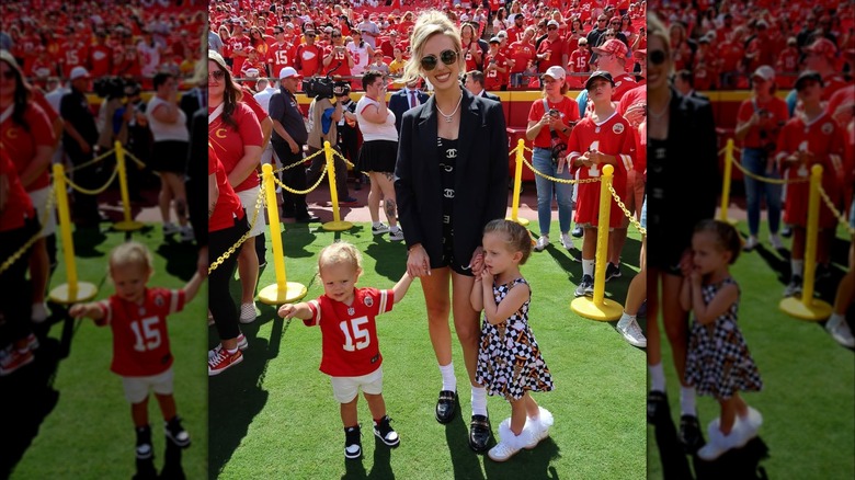 Brittany Mahomes watches a game between the Kansas City Chiefs and Cincinnati Bengals at Arrowhead Stadium in Kansas City (2024)