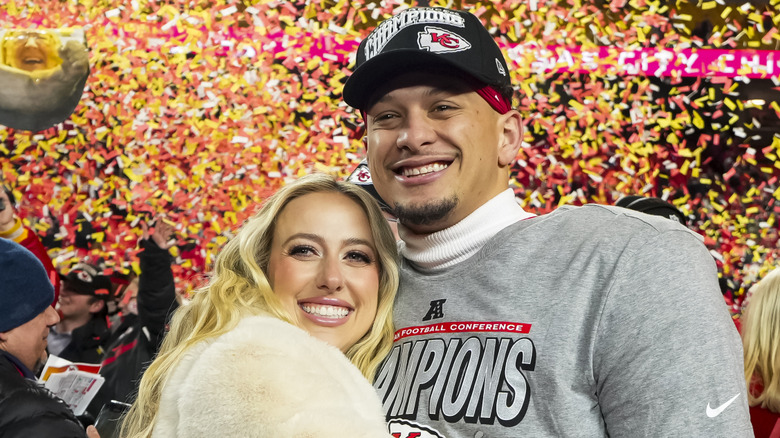 Brittany Mahomes hugs Patrick Mahomes