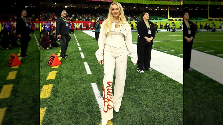 Brittany Mahomes wore an all-white outfit at a Chiefs' game