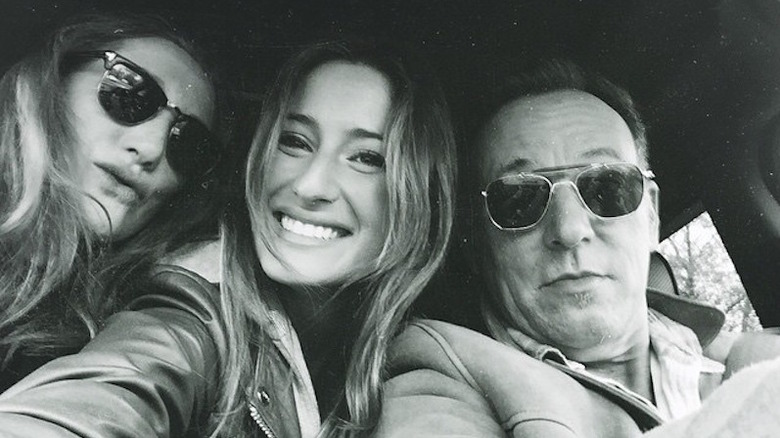 Jessica Springsteen with her parents