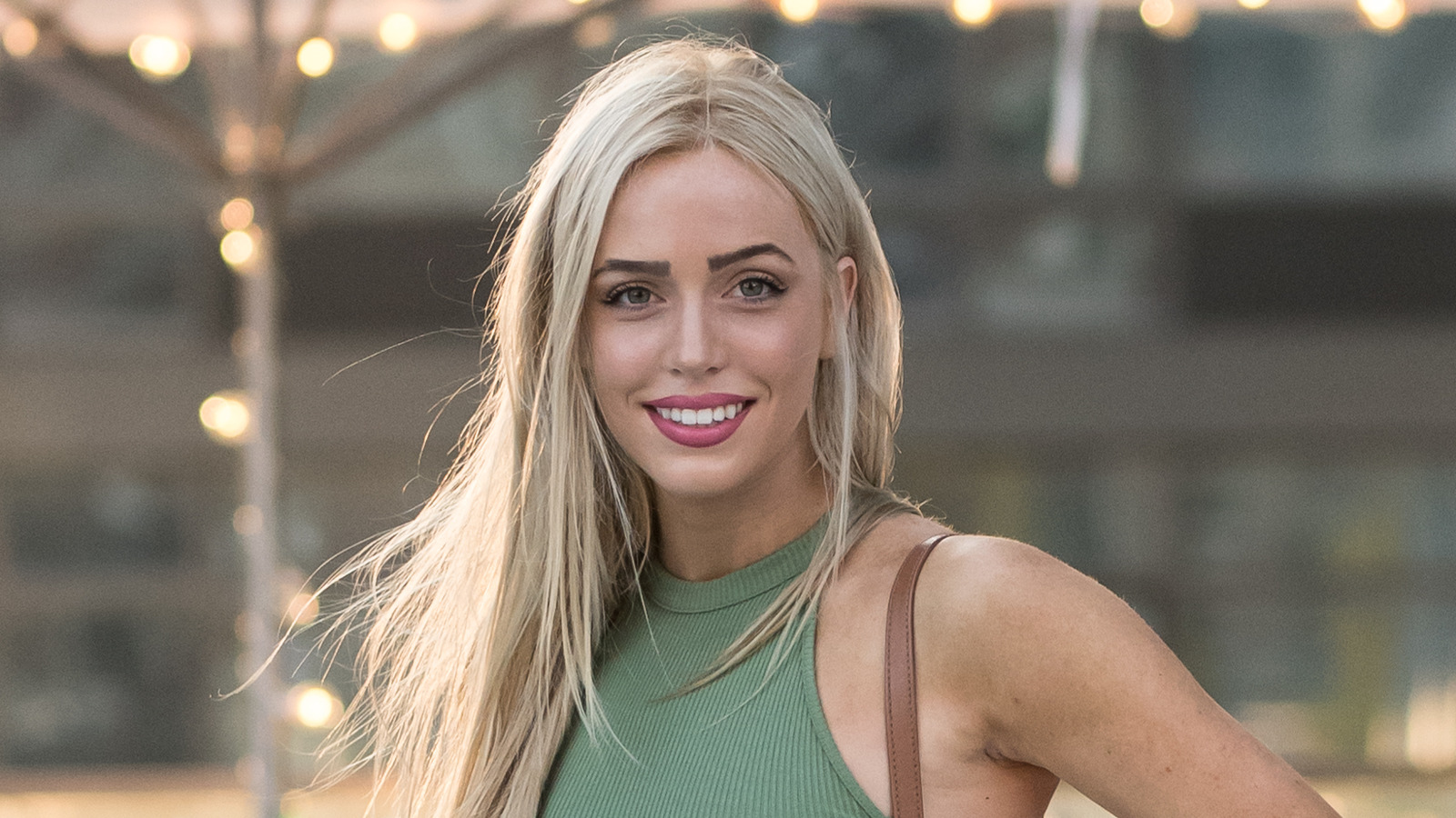Call Her Daddy Host Alex Cooper's Gorgeous Transformation - Alex Cooper Net Worth – Call Her Daddy Host’s Wealth Revealed