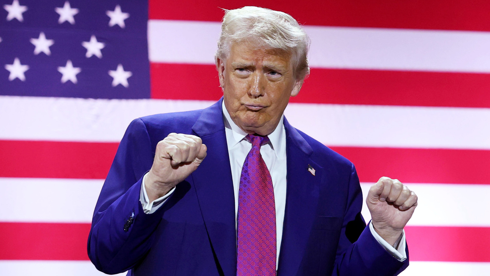 Candid Snaps Of Donald Trump Without Makeup At Mar-A-Lago Are So Haunting The List
