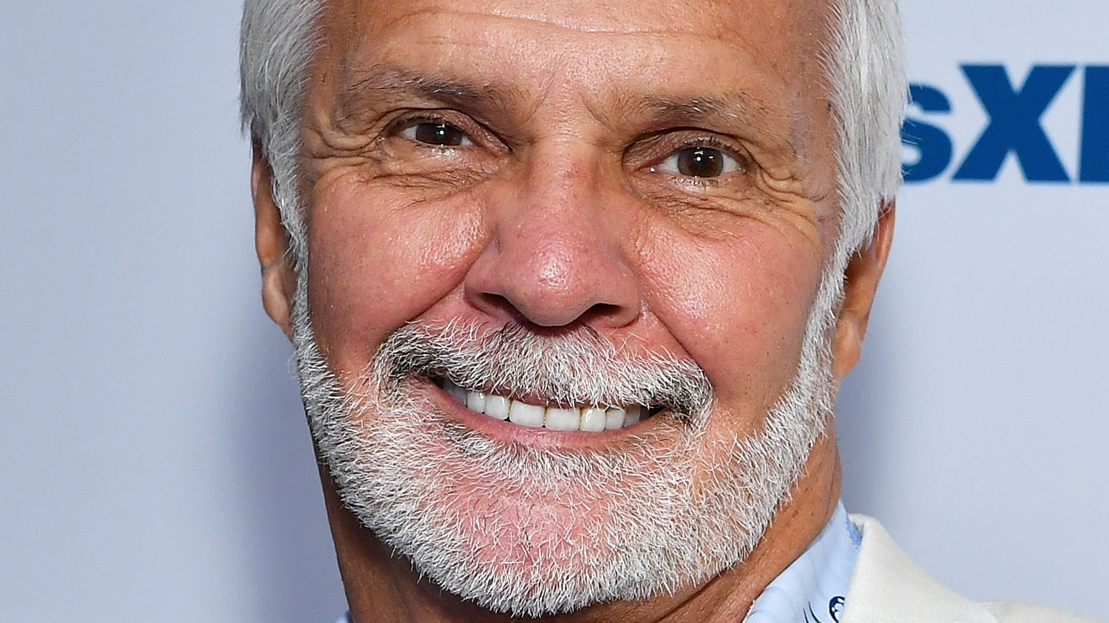 Captain Lee Rosbach's Message To His Wife Has Fans Swooning | l intro 1649895398
