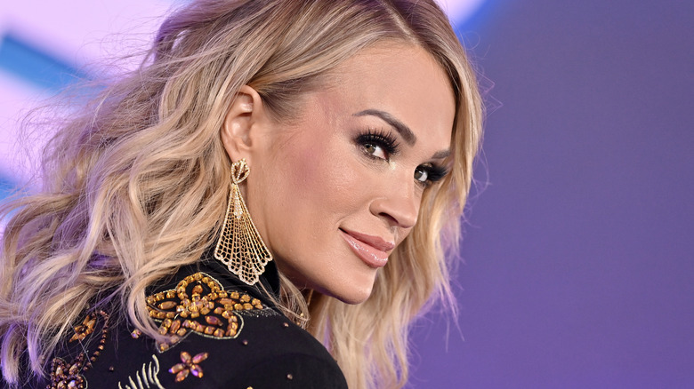 Carrie Underwood smiling