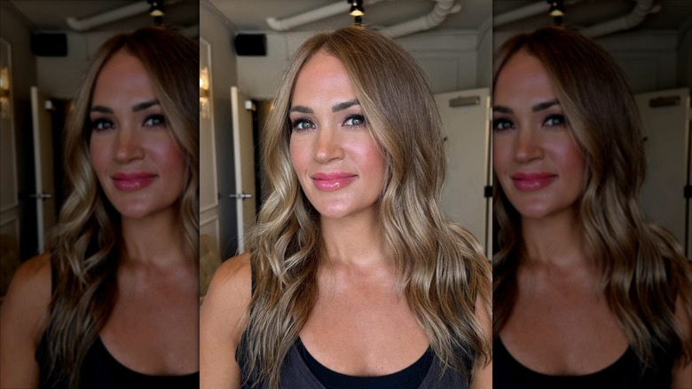 Carrie Underwood at the salon showing her new bronde hair color