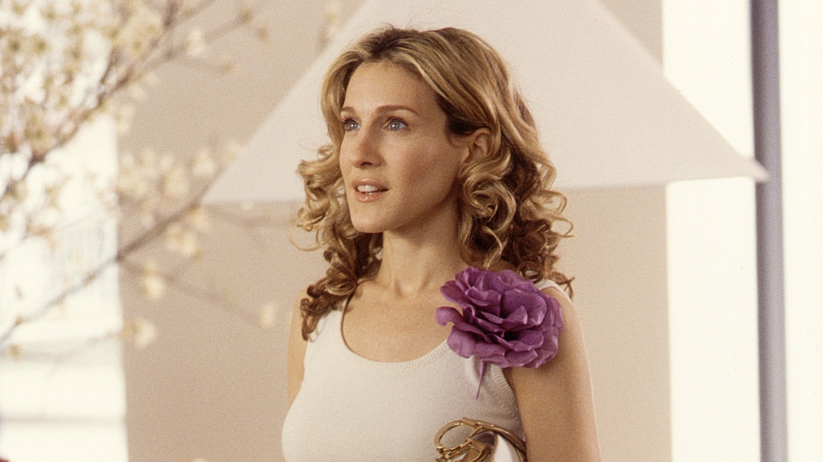 10 Of Carrie Bradshaw's Best 'Sex And The City' Outfits