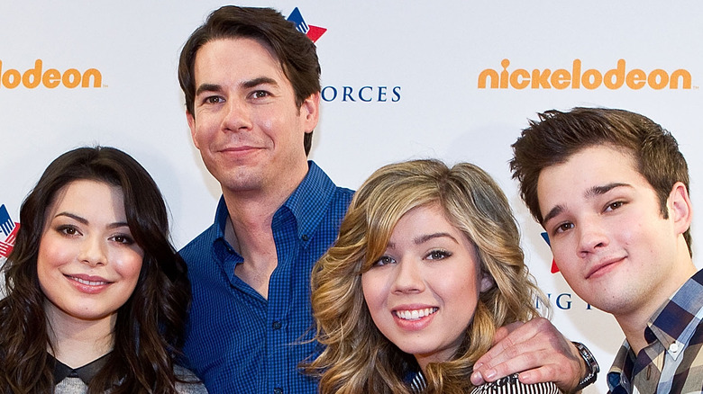 The cast of iCarly