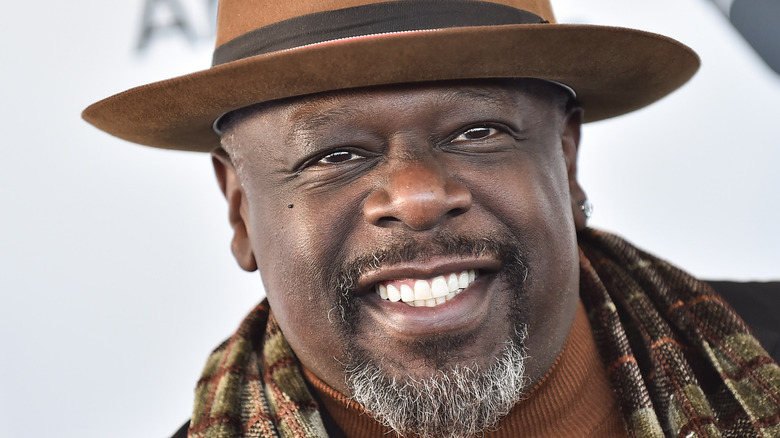 Cedric the Entertainer in a hat