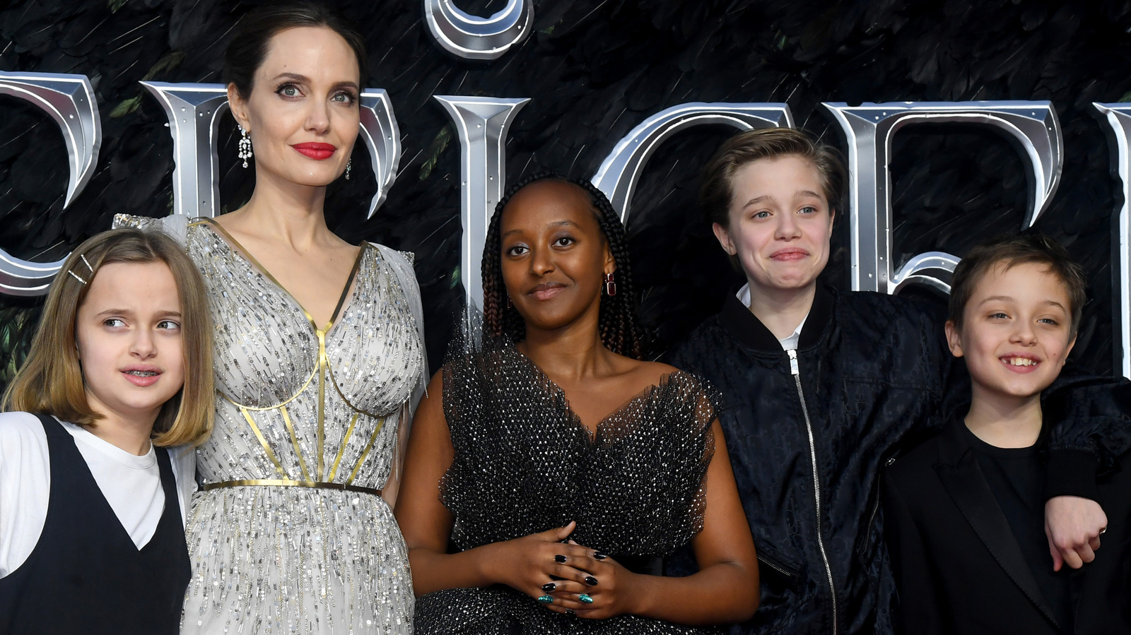 <a href="https://www.thelist.com/1770162/celebrity-children-stunning-debut-red-carpet/" target="_blank">Celebrity Children Who Made Their Stunning Debut On The Red Carpet</a>