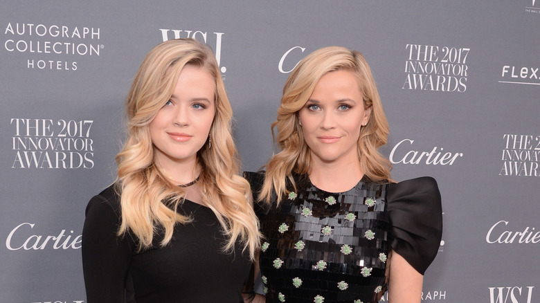 Ava Phillippe posing with her mom, Reese Witherspoon