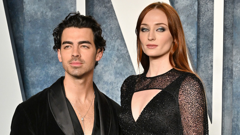 Joe Jonas and Sophie Turner posing