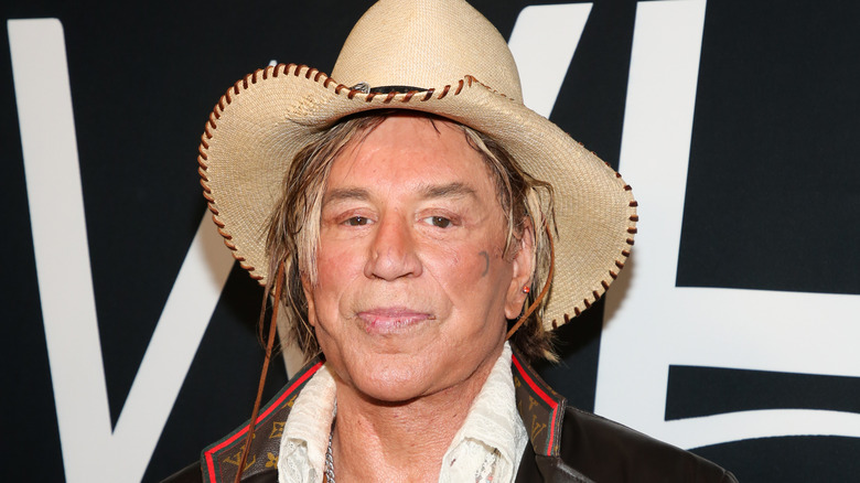 Closeup of Mickey Rourke in a cowboy hat