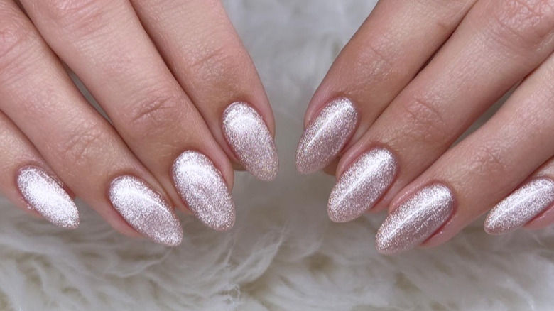 Champagne frosted nails