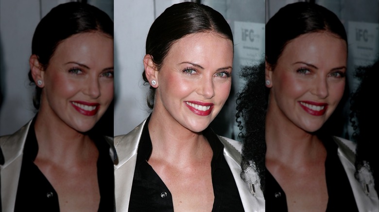 Charlize Theron at a DKNY fashion event in 2007