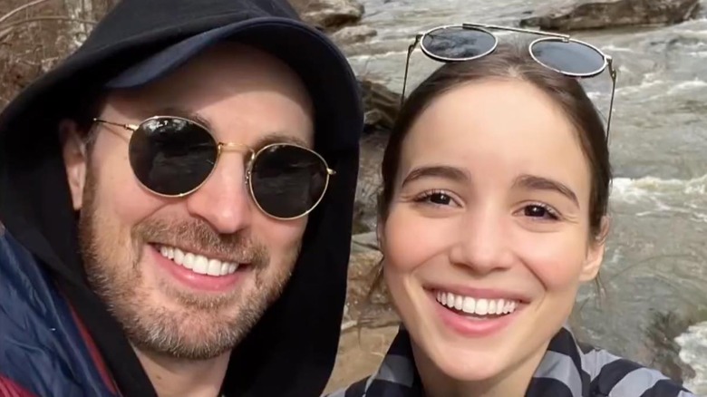 Chris Evans and Alba Baptista take a selfie