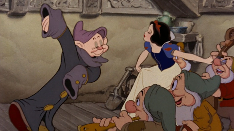 Snow White and the dwarfs dancing