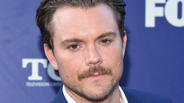 Clayne Crawford posing