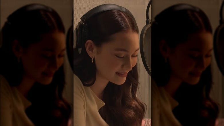 Lola Tung in recording studio