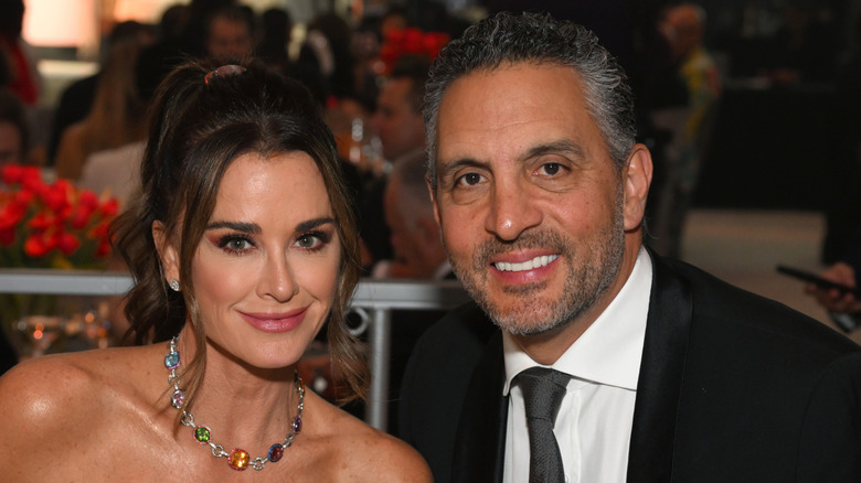 Kyle Richards Mauricio Umansky smiling