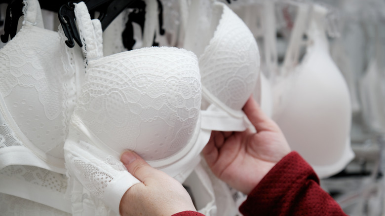 mannequins with bras and underwear