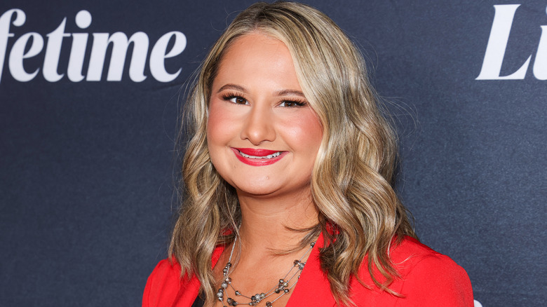 Gypsy Rose Blanchard on red carpet with new nose
