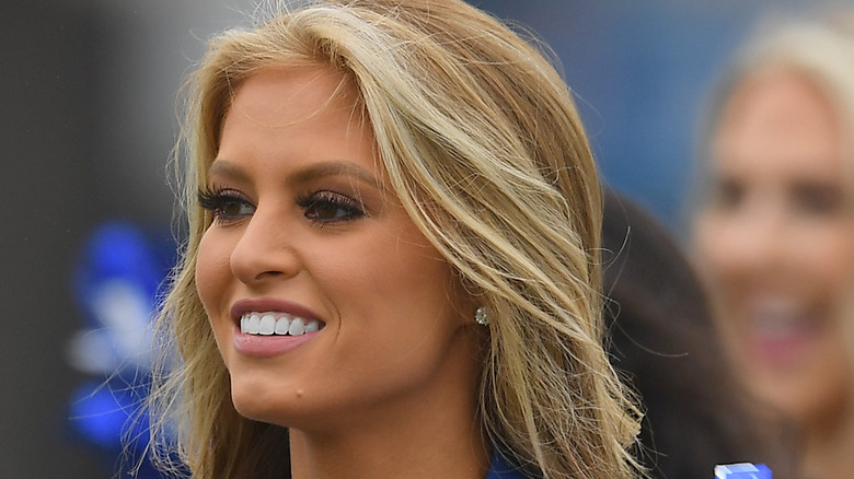 Dallas Cowboys cheerleader