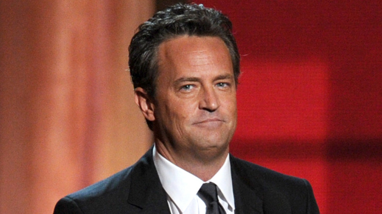 Matthew Perry speaking at the 2012 Emmy Awards