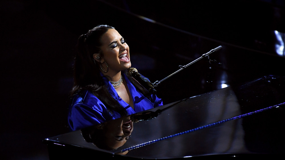 Demi Lovato performing